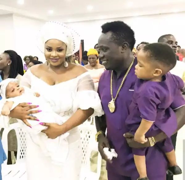   Singer Duncan Mighty Accused Of Beating His Beautiful Wife To Pulp (Disturbing Photo) 